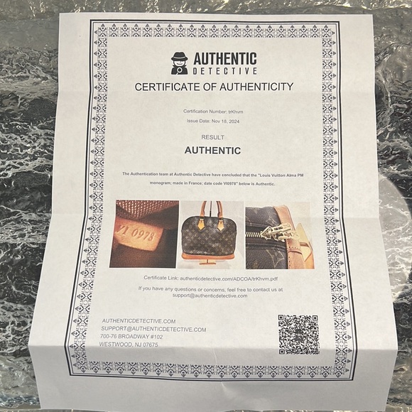 Louis Vuitton Alma Monogram Brown Handbag - Picture 2 of 15